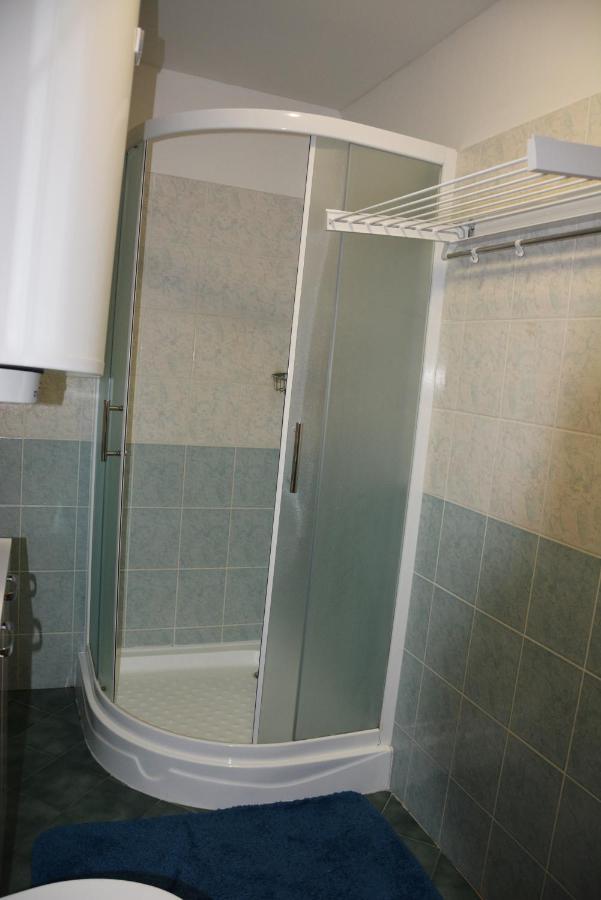 Apartman De Luxe ドノヴァリ エクステリア 写真