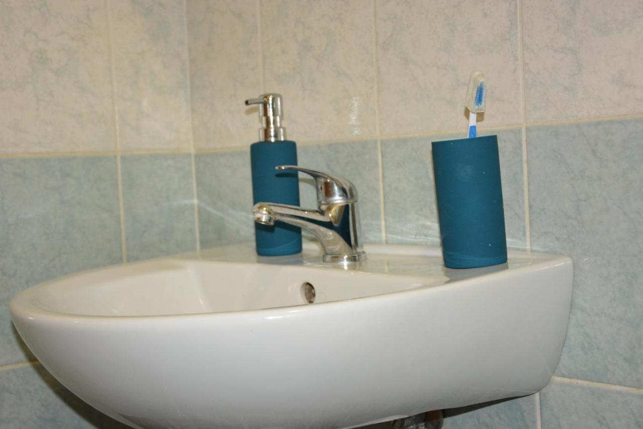Apartman De Luxe ドノヴァリ エクステリア 写真
