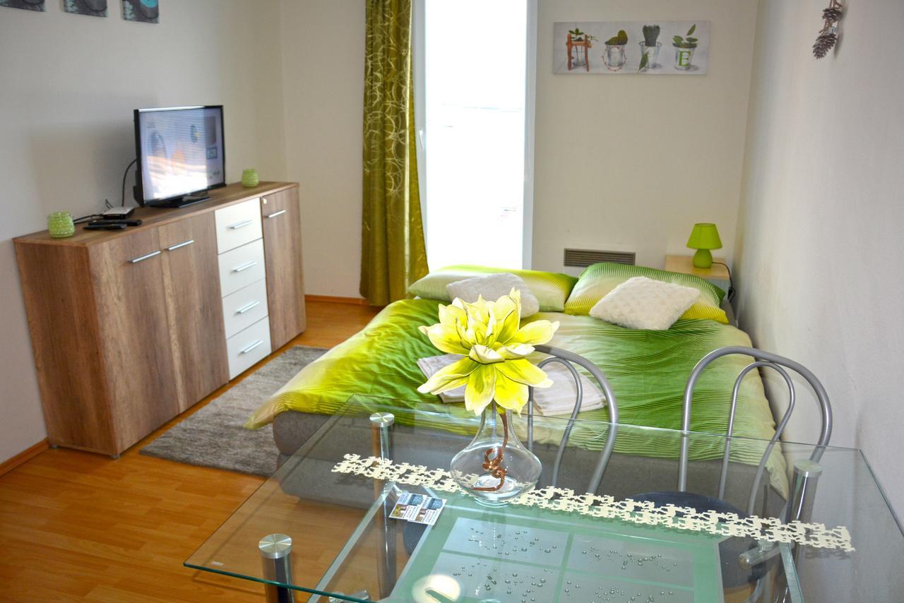 Apartman De Luxe ドノヴァリ エクステリア 写真